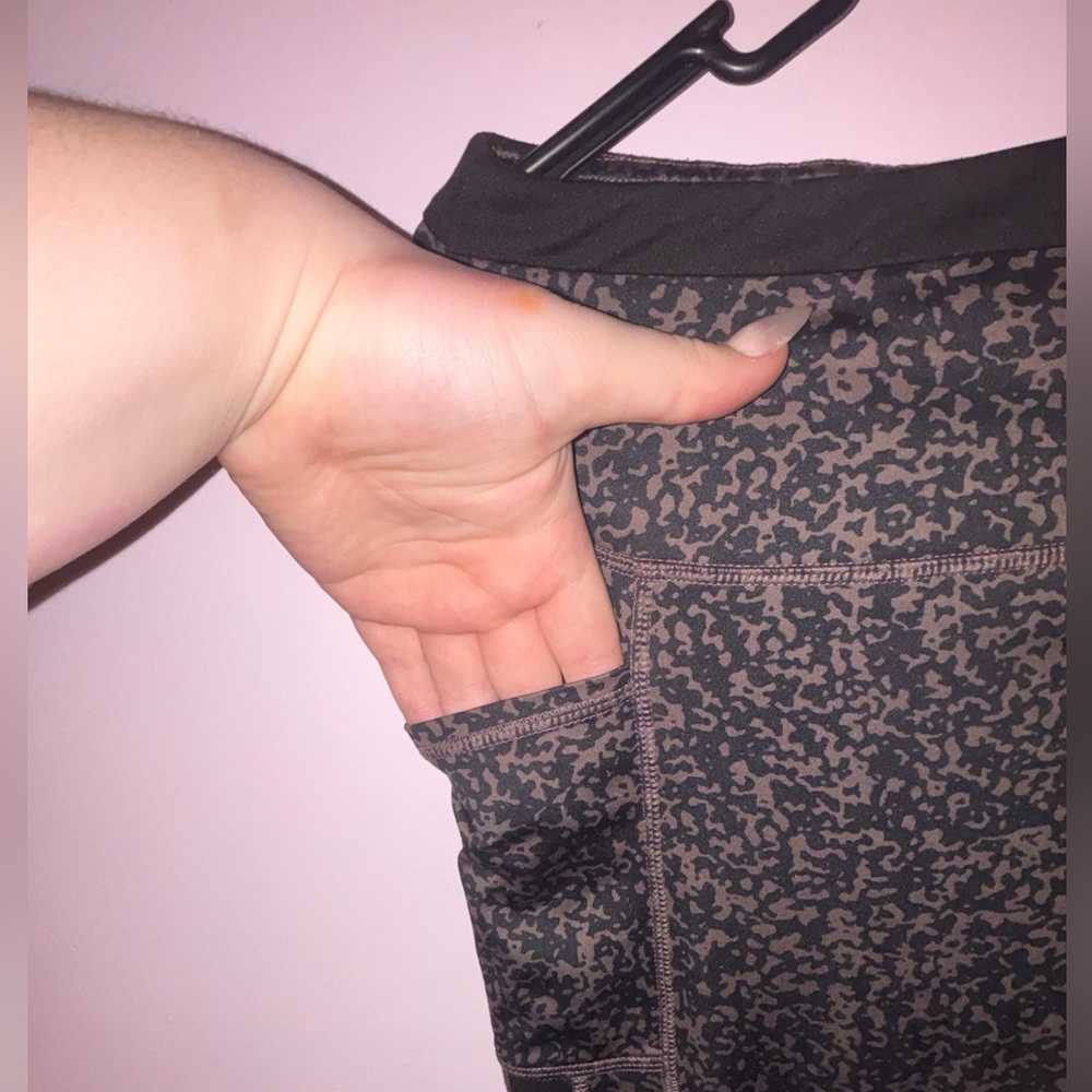 comfortable brown leggings